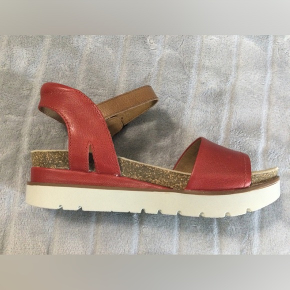 Josef Seibel Tan and Red Leather Platform Sandal EU 37 US 6 to 6.5 - Picture 10 of 13
